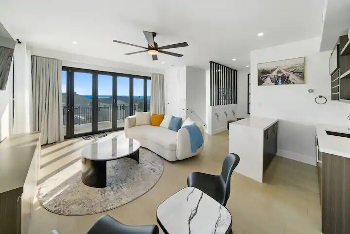 More Photos Of 21 Tidewater Ct, Panama City Beach Office Residential For Sale