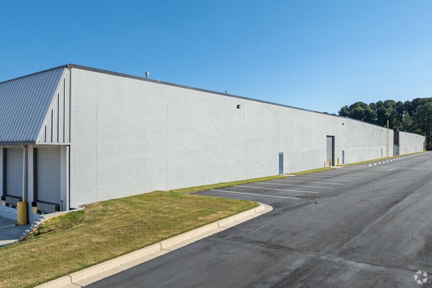More Photos Of 1791 Mount Zion Rd, Morrow Warehouse For Lease