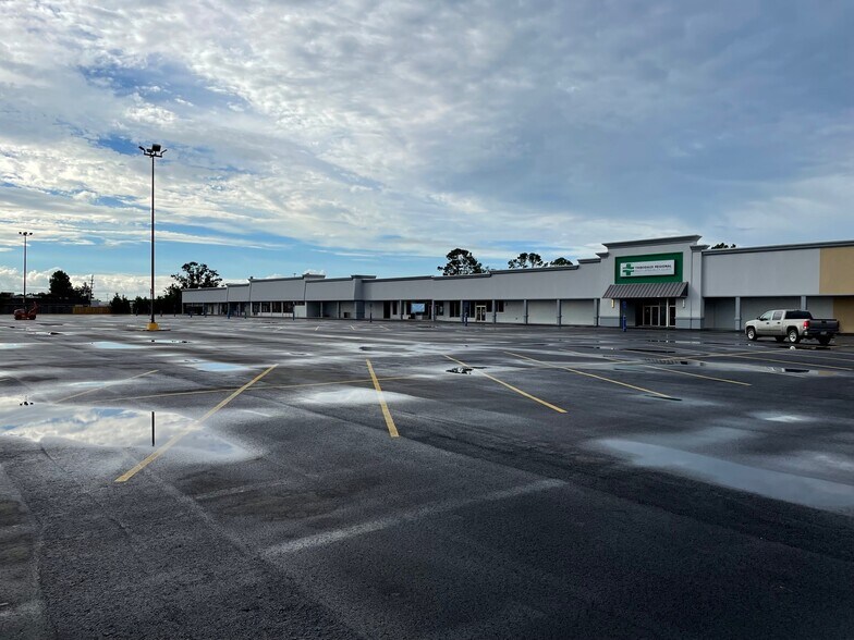More Photos Of 4560 Highway 1, Raceland Unknown For Lease