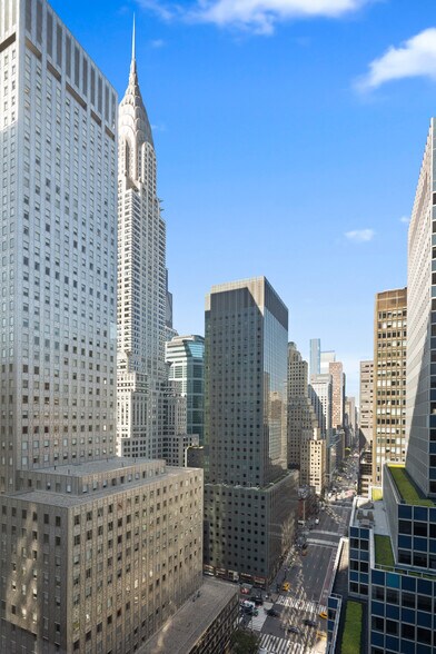 More Photos Of 633 Third Ave, New York Office For Sale