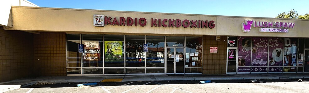 More Photos Of 2400-2470 El Camino Real, Santa Clara General Retail For Lease