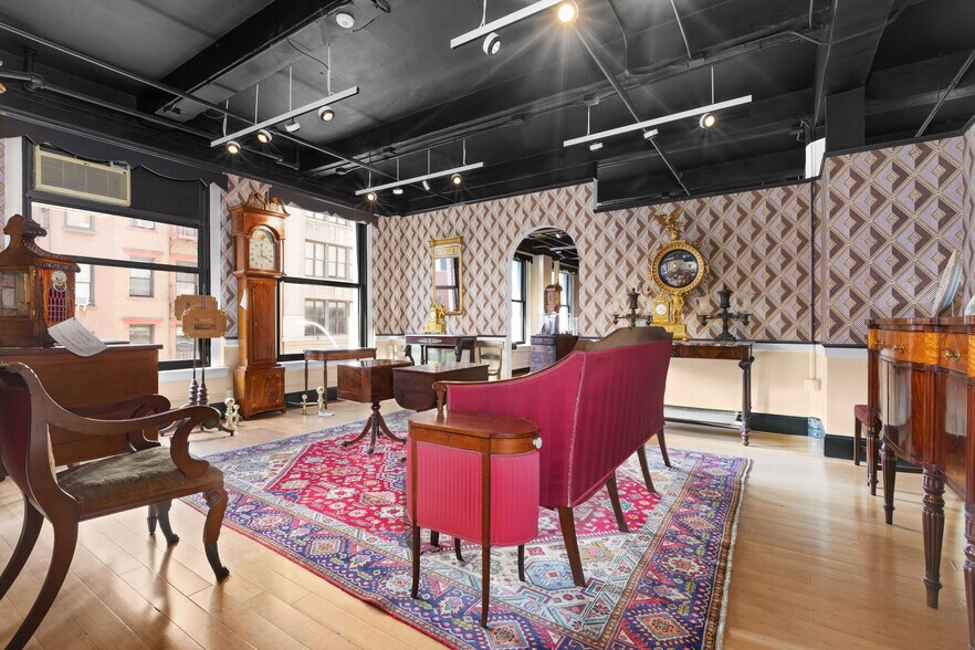 More Photos Of 227-239 W 17th St, New York Apartments For Sale