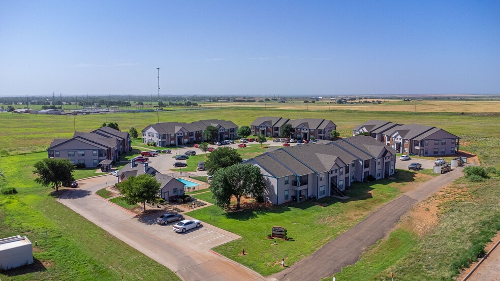 Primary Photo Of 300 Madison Ave, Childress Apartments For Sale