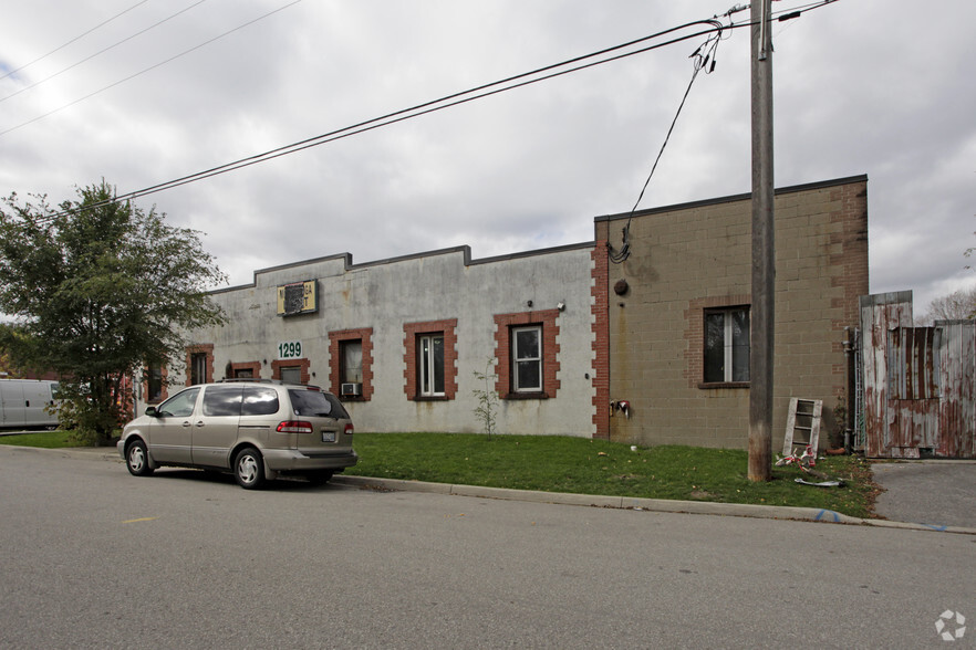 Primary Photo Of 1299 St. Mary's Ave, Mississauga Land For Lease