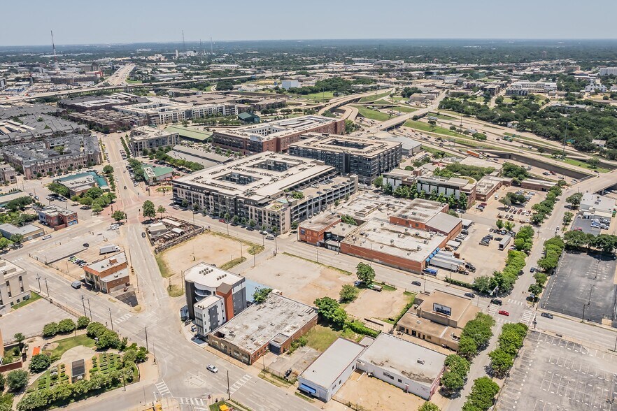 More Photos Of 1820 Canton St, Dallas Warehouse For Lease