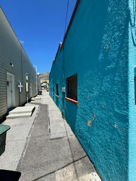 More Photos Of 735 Aultman St, Ely General Retail For Sale