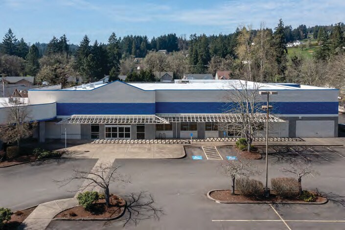 More Photos Of 1137 N Pacific Hwy, Cottage Grove Unknown For Lease