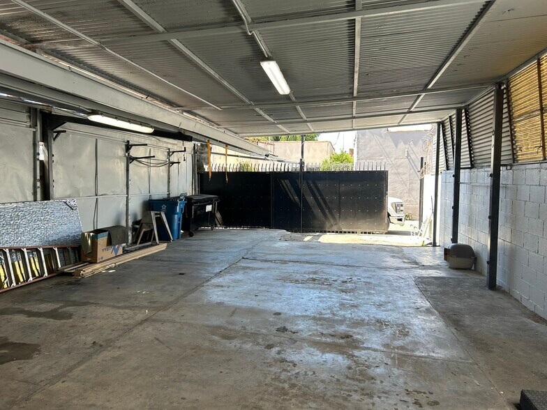 More Photos Of 5911 S Broadway, Los Angeles Storefront Retail Residential For Sale
