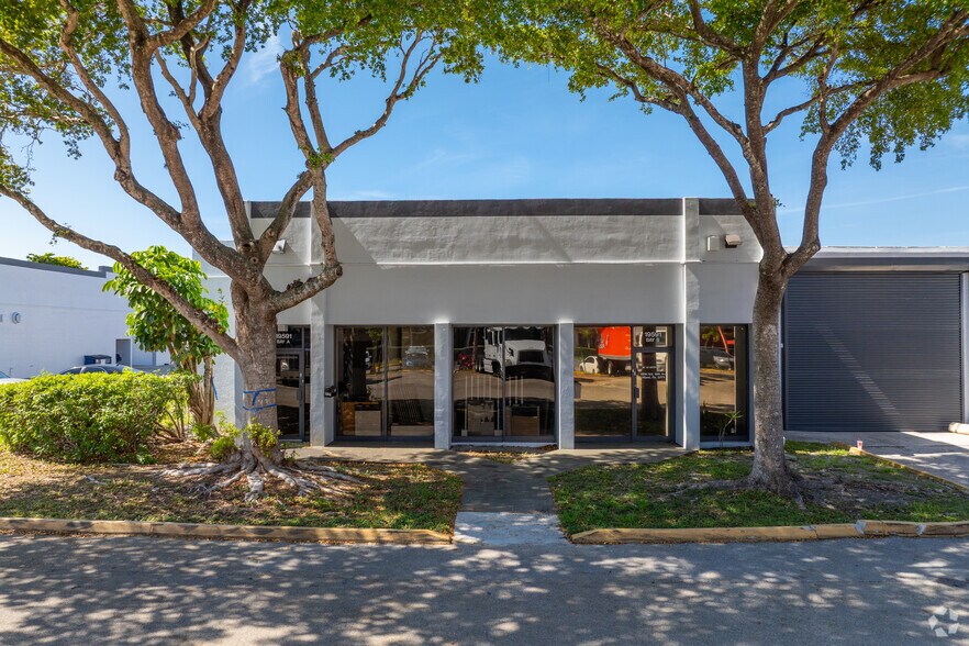 More Photos Of 19555 NE 10th Ave, Miami Unknown For Lease