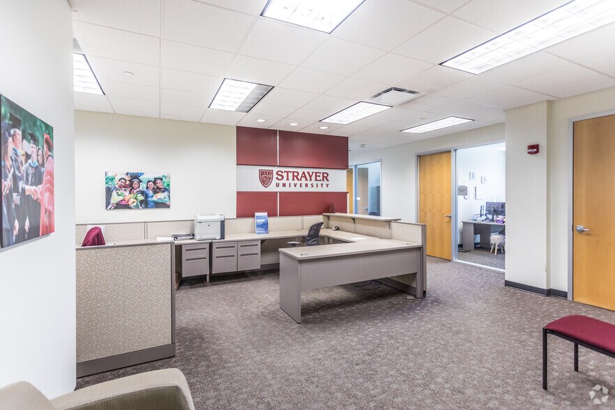 More Photos Of 7275 Appling Farms Pky, Memphis Office For Lease