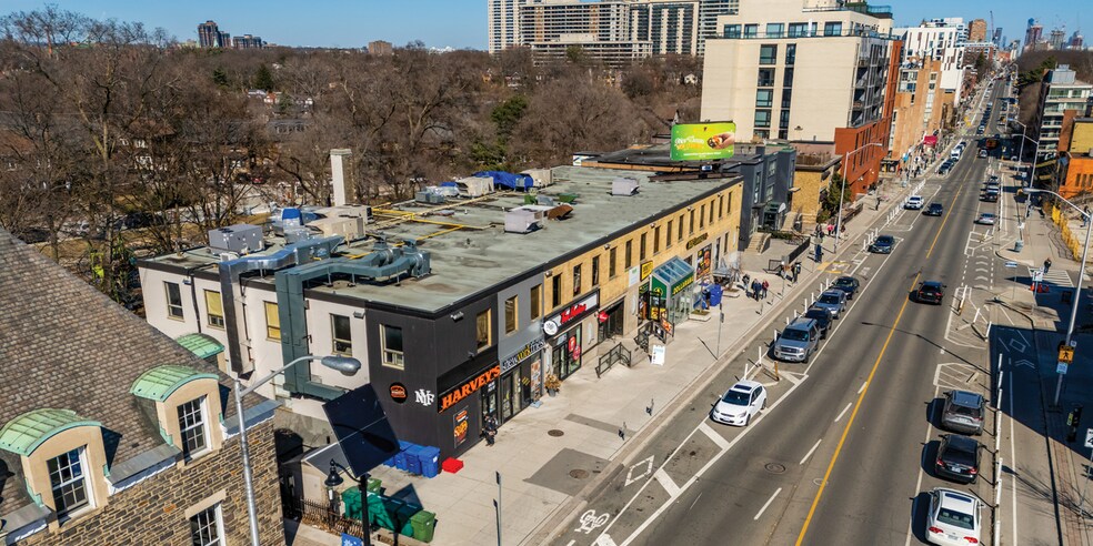 More Photos Of 2150 Bloor St W, Toronto Storefront Retail Office For Lease