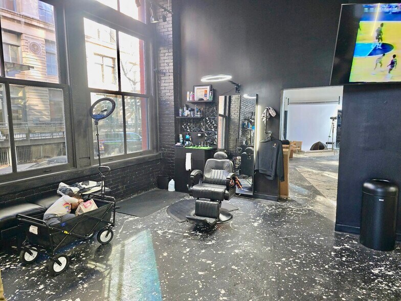 More Photos Of 1300 Washington Ave, Saint Louis Storefront For Sale
