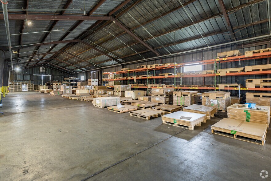 More Photos Of 900 Jefferson Ave, Newport News Manufacturing For Lease