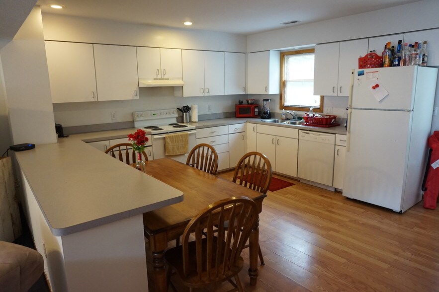 More Photos Of 215 Grover St, Warrensburg Apartments For Sale