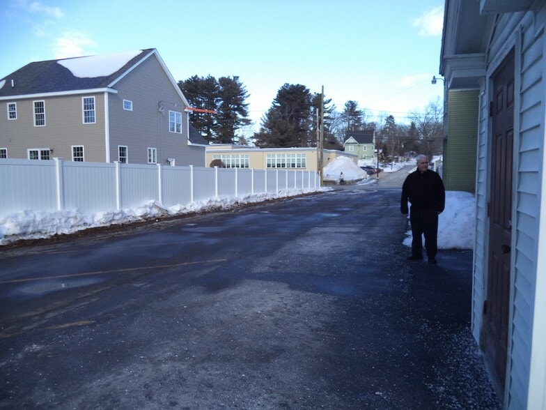 More Photos Of 25 Library St, Hudson Religious Facility For Sale