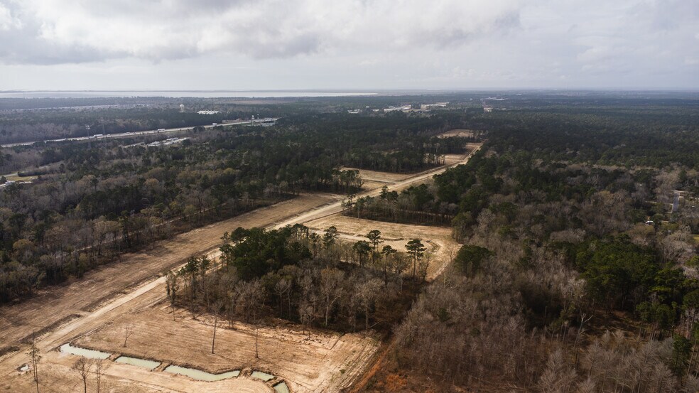 More Photos Of Highway 61, Hankamer Land For Sale