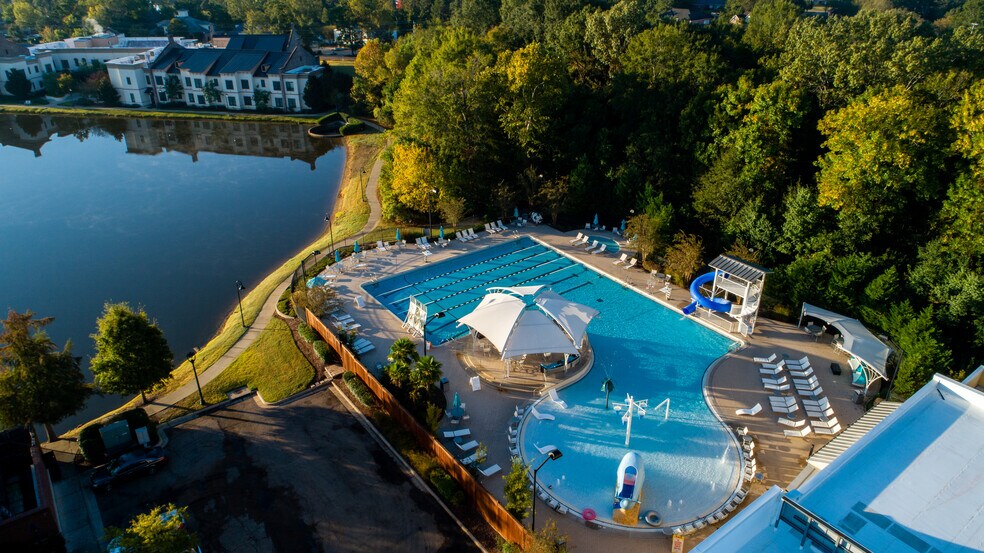 More Photos Of 201 North Lake Ave, Madison Unknown For Lease