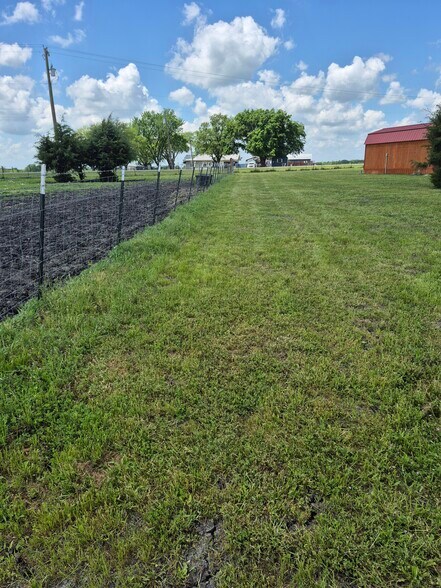 More Photos Of 9561 N TX-50 Hwy, Ladonia Land For Sale