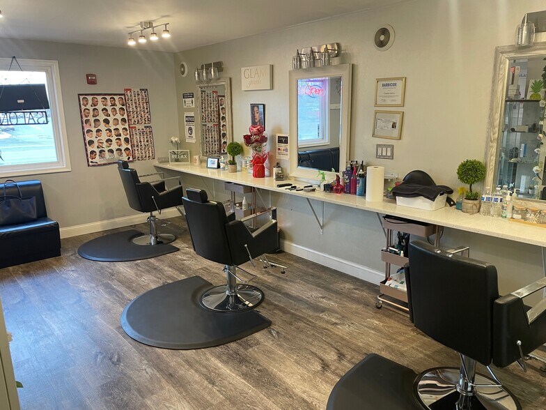 More Photos Of 1017 University Blvd E, Silver Spring Office For Sale