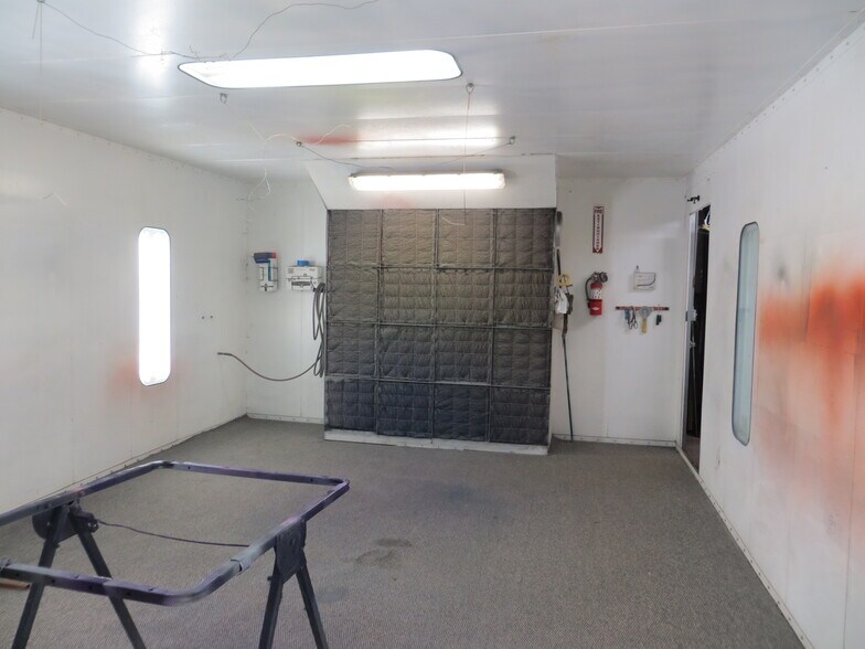 More Photos Of 3668 Calhoun Memorial Hwy, Greenville Warehouse For Sale