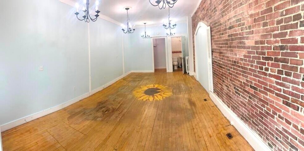 More Photos Of 115 Main St, Winterport Apartments For Lease