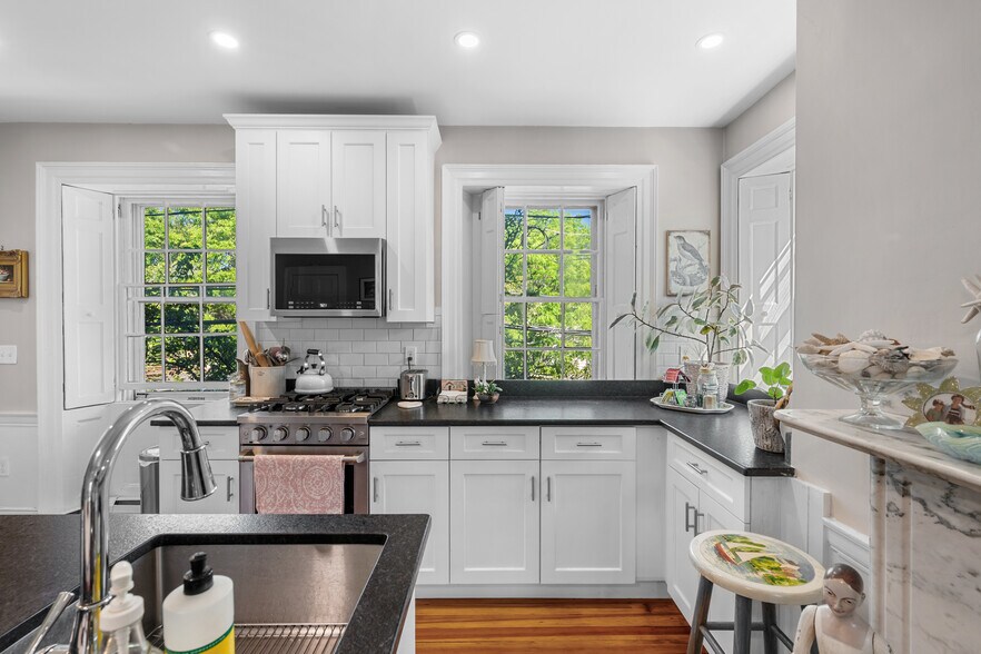 More Photos Of 401 Essex St, Salem Apartments For Sale