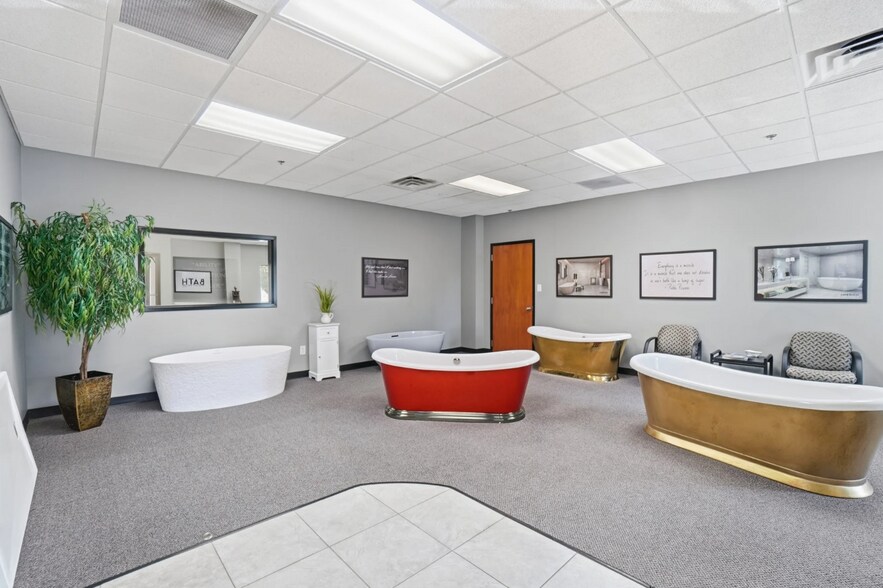 More Photos Of 10700 John Price Rd, Charlotte Warehouse For Lease