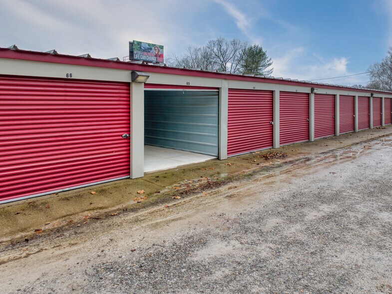 More Photos Of 2488 Williams Hwy, Williamstown Distribution For Sale