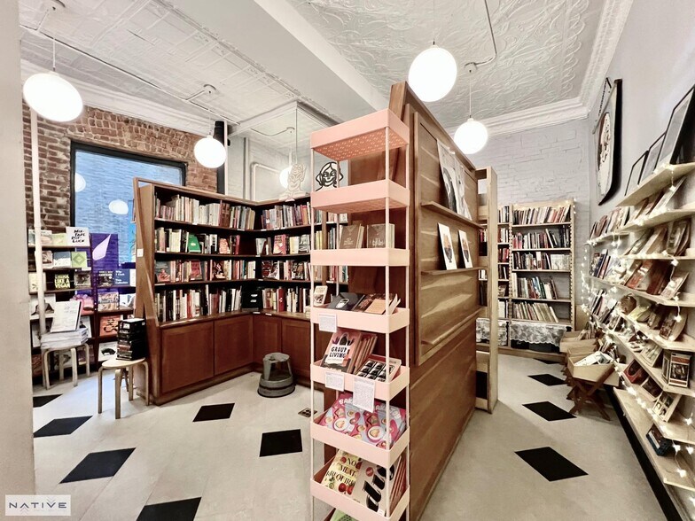 More Photos Of 164 Huron St, Brooklyn Apartments For Lease