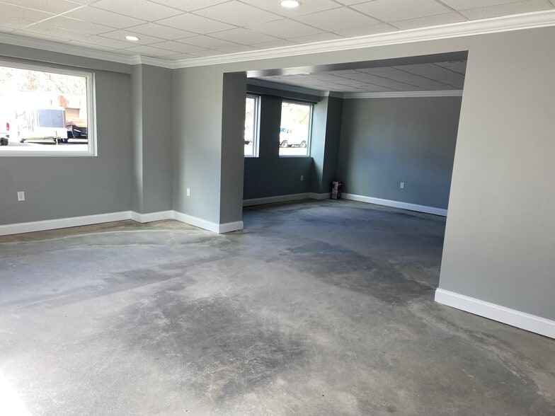 More Photos Of 775 Clairton Blvd, Pittsburgh Freestanding For Sale