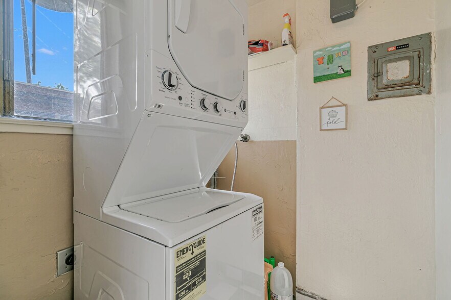 More Photos Of 1022 Vermont St, San Jose Multifamily For Sale