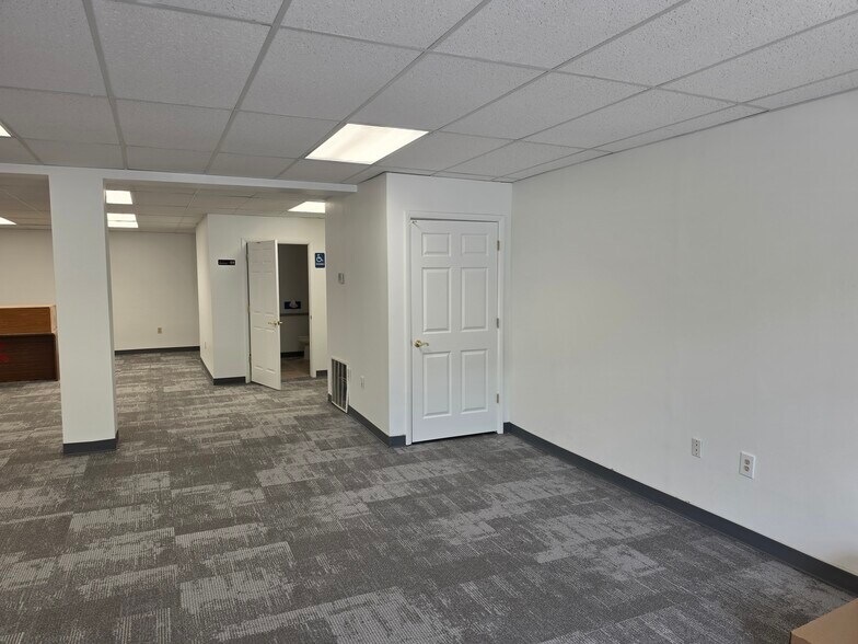 More Photos Of 455 E Grand River Ave, Brighton Unknown For Lease