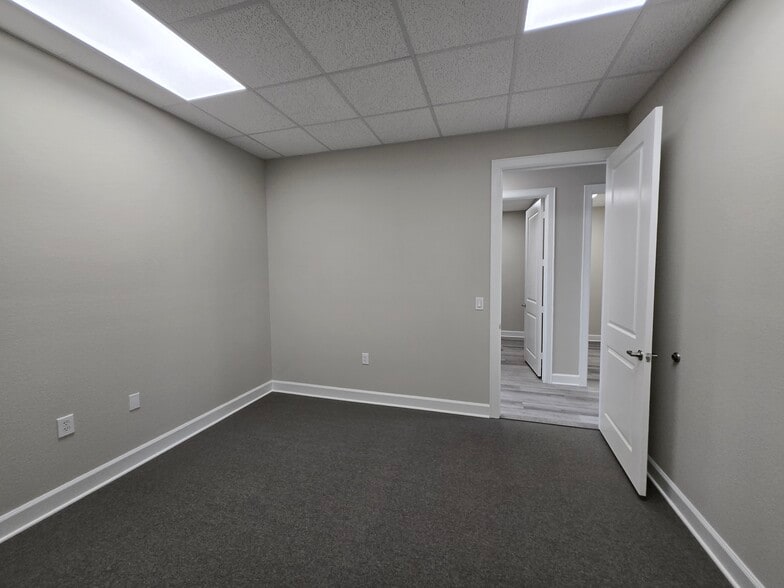 More Photos Of 6110 Sienna Ranch Rd, Missouri City Medical For Lease