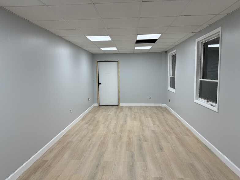 More Photos Of 196 Paterson Ave, East Rutherford Unknown For Lease