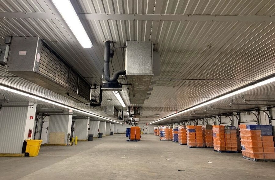 More Photos Of 9 29th St, Brooklyn Distribution For Lease