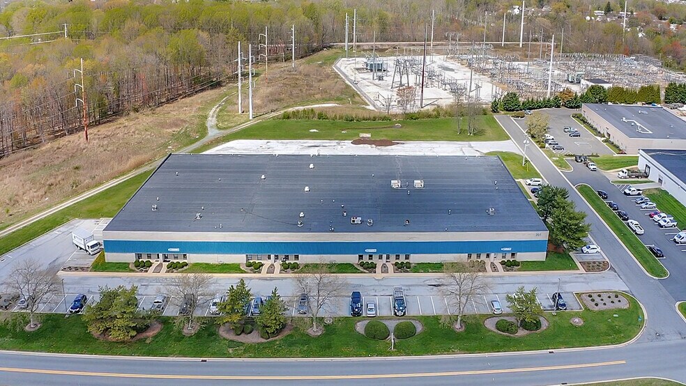 More Photos Of 201 Ruthar Dr, Newark Distribution For Lease