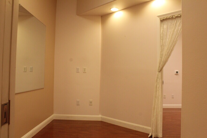More Photos Of 2234 El Camino Real, Santa Clara Freestanding For Lease