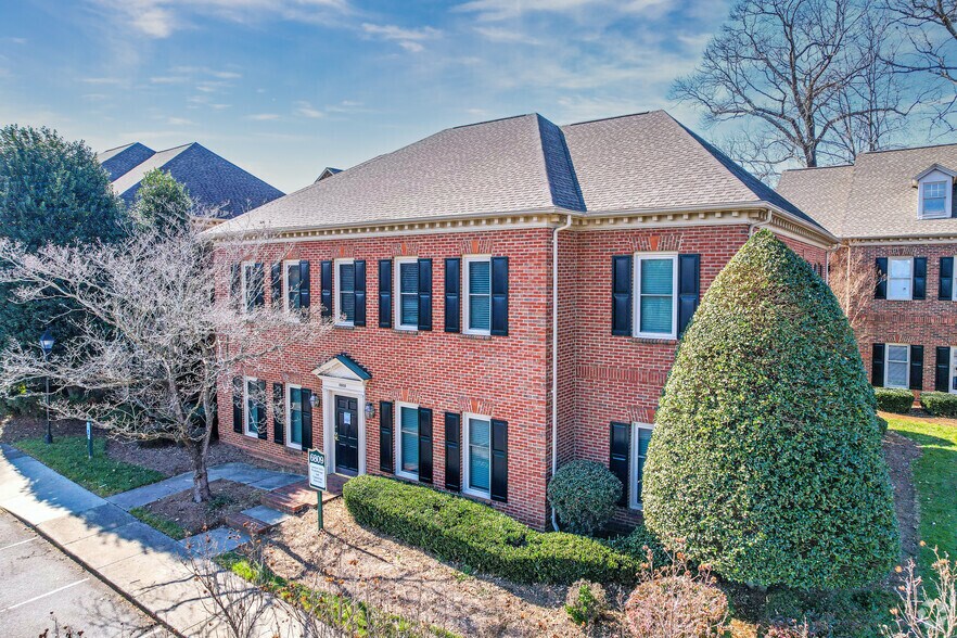 Primary Photo Of 6809 Fairview Rd, Charlotte Office For Lease