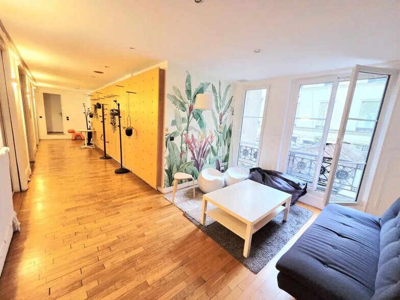 More Photos Of 17 Boulevard Saint-Martin, Paris Apartments For Sale