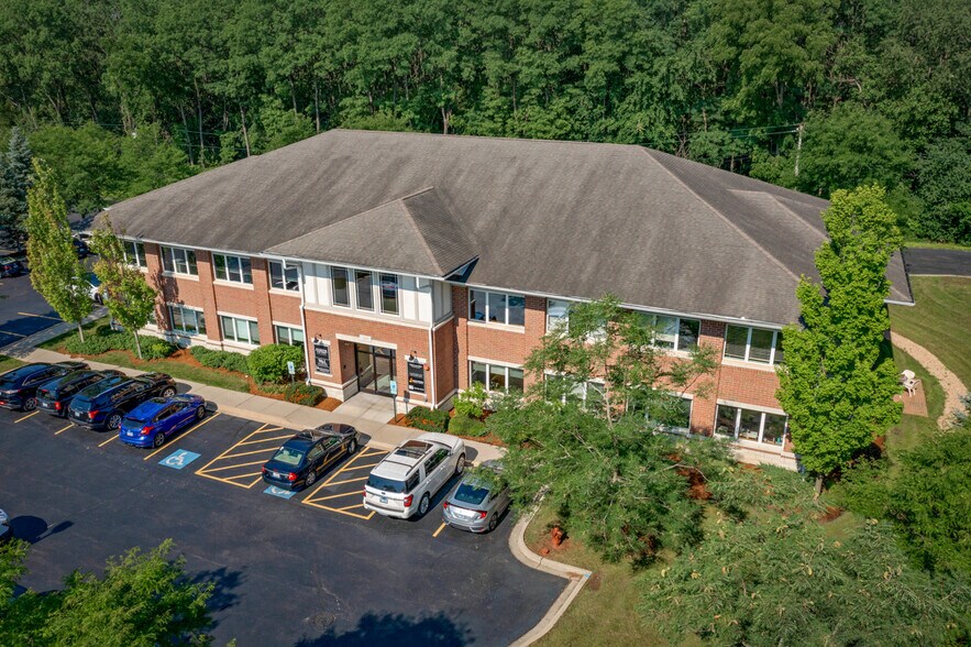 More Photos Of 2455 Dean St, St Charles Medical For Lease