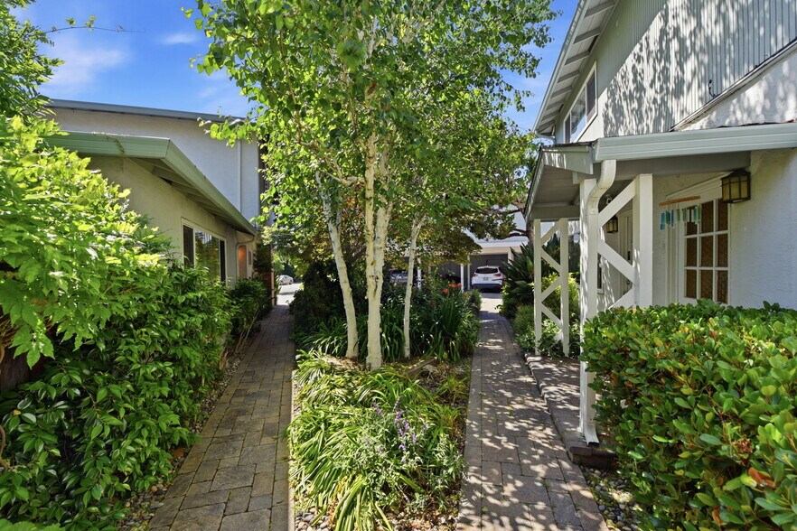 More Photos Of 870 Williams Way, Sunnyvale Apartments For Sale