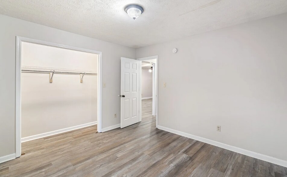 More Photos Of 2312 Boyds Creek Hwy, Sevierville Apartments For Sale