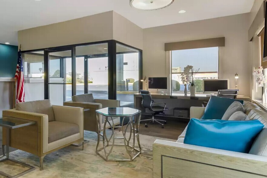More Photos Of 820 Shoney's Dr, Ashburn Hotel For Sale