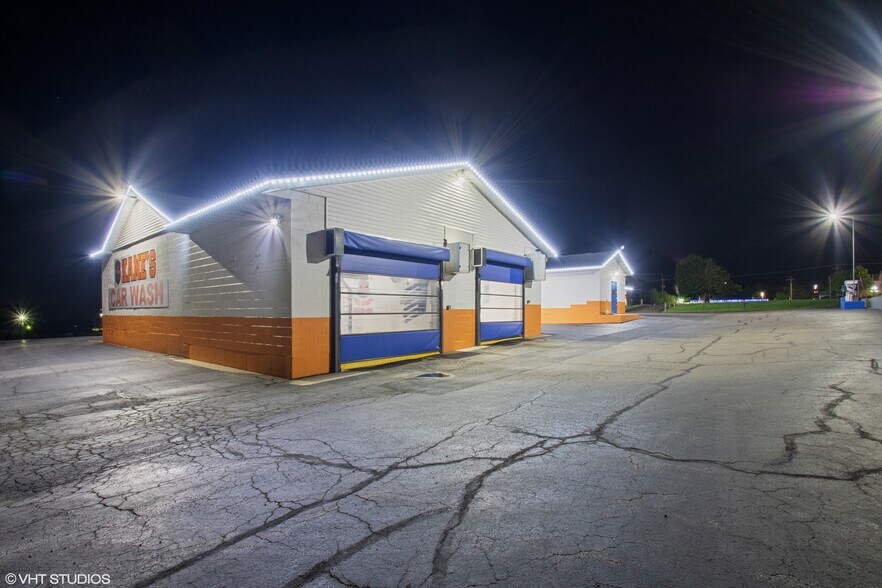 More Photos Of 731 Midwest Ct, Freeport Carwash For Sale
