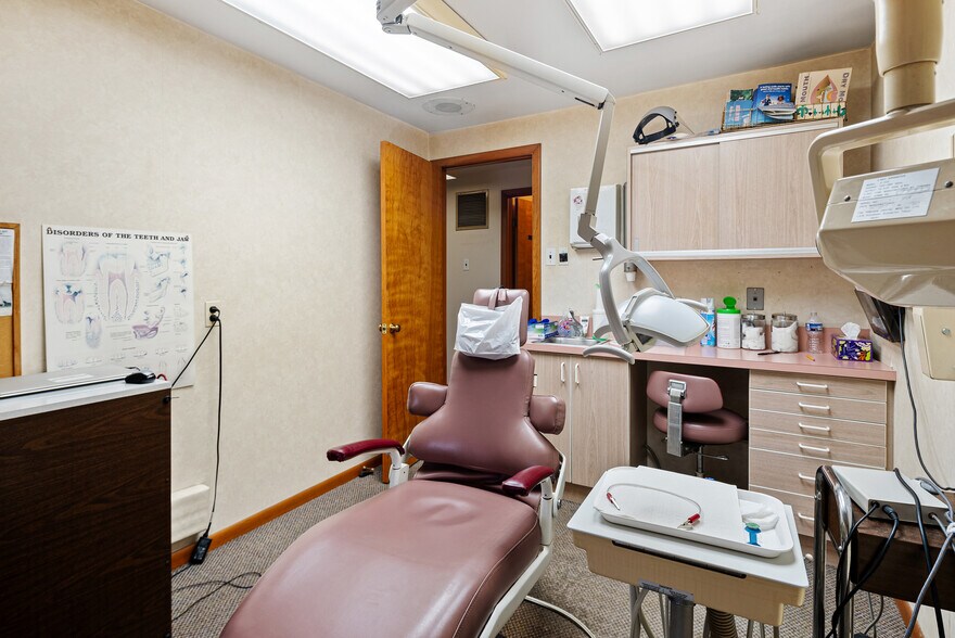 More Photos Of 2642 Audubon Rd, Eagleville Medical For Sale