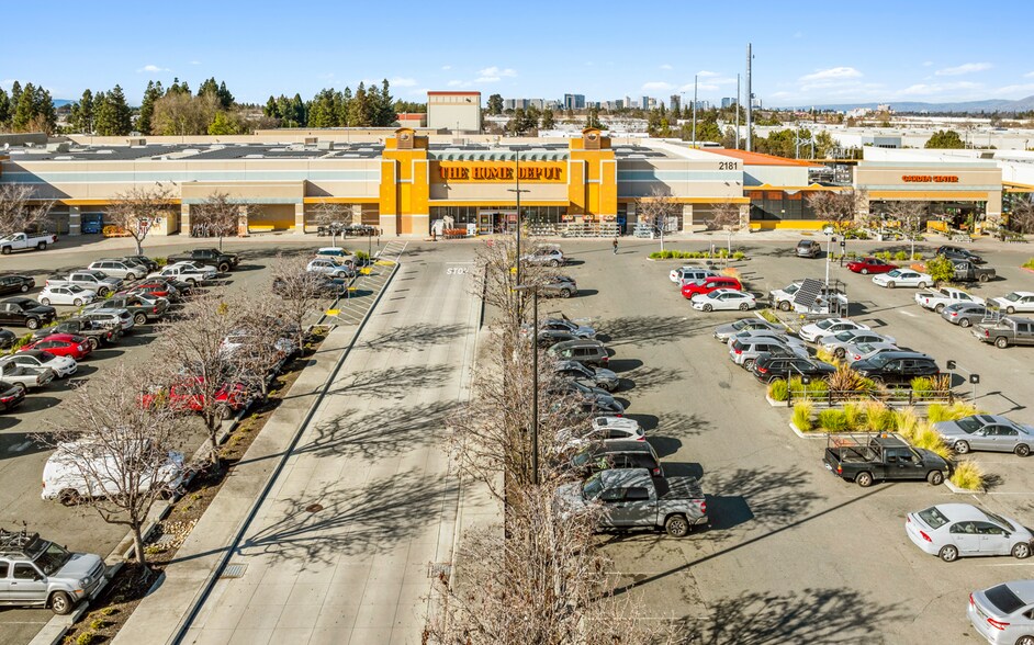 More Photos Of 2181 Monterey Hwy, San Jose Storefront For Sale