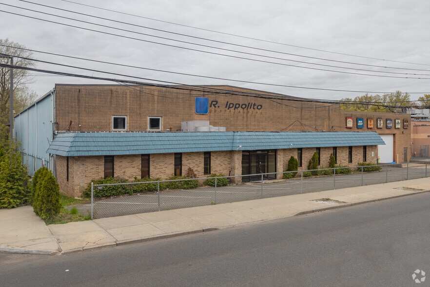 More Photos Of 4865 Arthur Kill Rd, Staten Island Warehouse For Sale