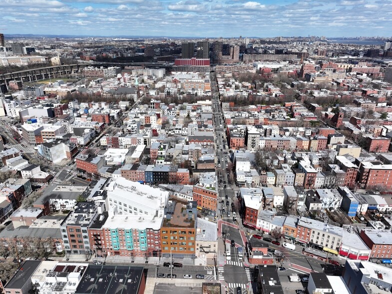 More Photos Of 236 NEWARK Ave, Jersey City Storefront Retail Office For Lease