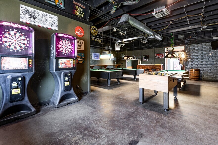 More Photos Of 1994 S 1100 E, Salt Lake City Freestanding For Lease