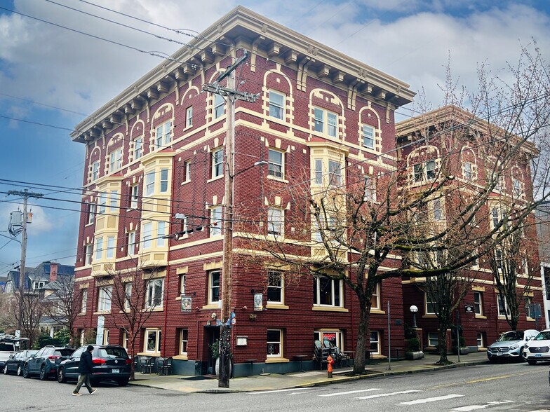 Primary Photo Of 2282 NW Hoyt St, Portland Multifamily For Sale